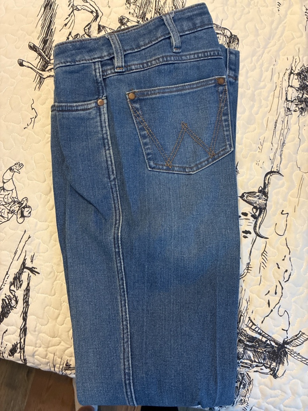 Wrangler High Ride Retro Trouser - Picture 4 of 7
